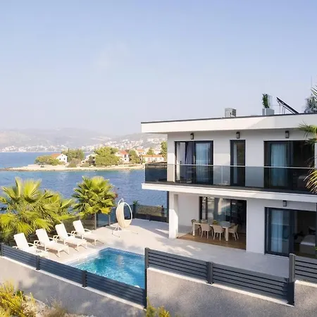 New ! Palm Bay 1 & 2 With Two Heated Pool - Near Sea * Ražanj