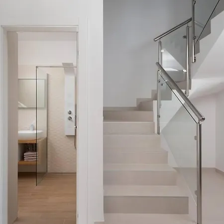 Willa New ! Palm Bay 1 & 2 With Two Heated Pool - Near Sea Ražanj