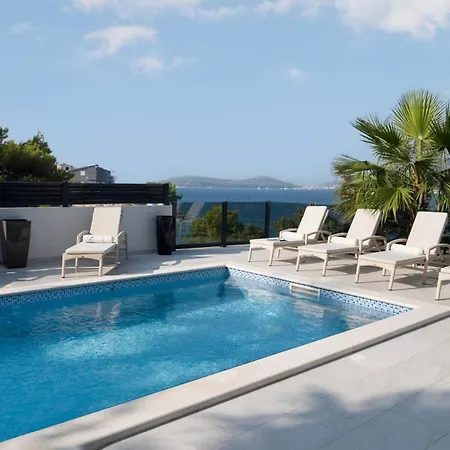 New ! Palm Bay 1 & 2 With Two Heated Pool - Near Sea Villa *