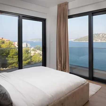 New ! Palm Bay 1 & 2 With Two Heated Pool - Near Sea Villa