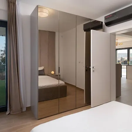 New ! Palm Bay 1 & 2 With Two Heated Pool - Near Sea Villa *