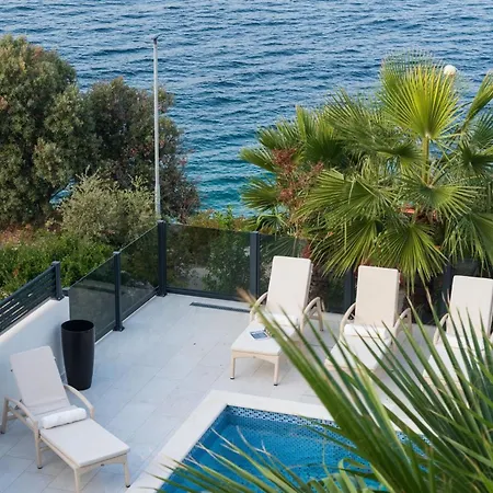 Villa New ! Palm Bay 1 & 2 With Two Heated Pool - Near Sea