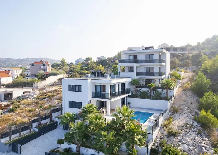 New ! Palm Bay 1 & 2 With Two Heated Pool - Near Sea Villa Ražanj