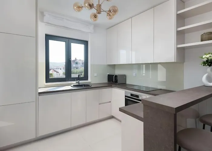 New ! Palm Bay 1 & 2 With Two Heated Pool - Near Sea וילה Ražanj