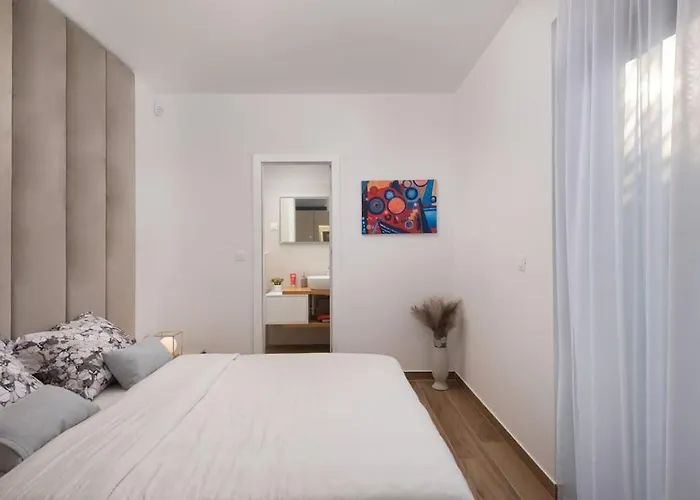 New ! Palm Bay 1 & 2 With Two Heated Pool - Near Sea * Ražanj