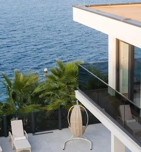 New ! Palm Bay 1 & 2 With Two Heated Pool - Near Sea וילה *