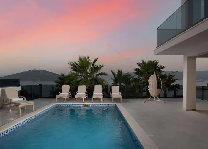 New ! Palm Bay 1 & 2 With Two Heated Pool - Near Sea * Ražanj