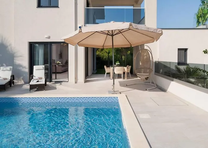 New ! Palm Bay 1 & 2 With Two Heated Pool - Near Sea Villa Ražanj