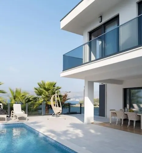 New ! Palm Bay 1 & 2 With Two Heated Pool - Near Sea Ražanj